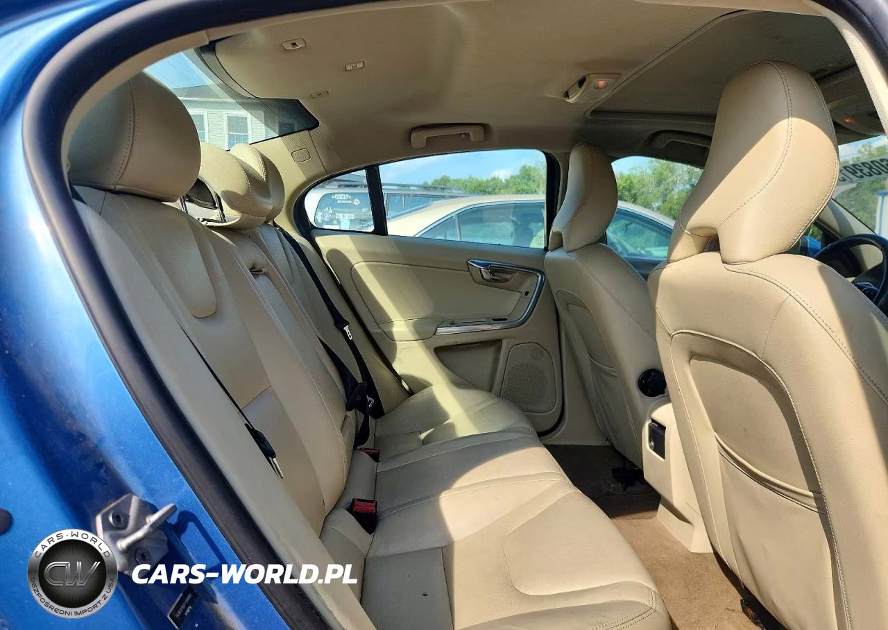 2015 Volvo S60 Premier VIN:YV1612TB2F1304993 - 10
