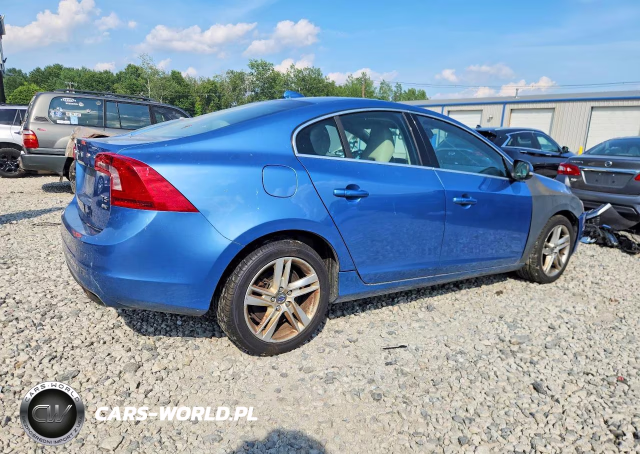 2015 Volvo S60 Premier VIN:YV1612TB2F1304993 - 3