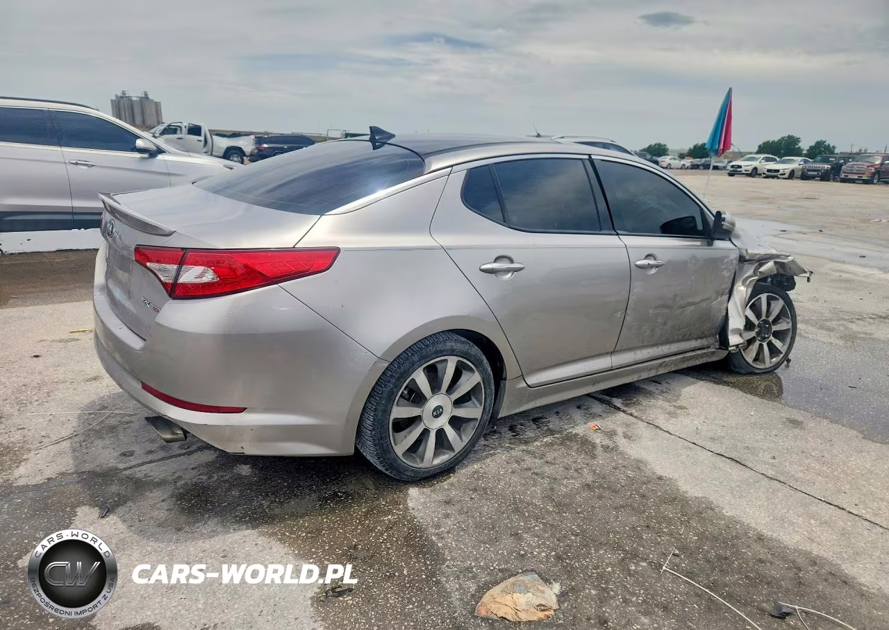 2013 Kia Optima Sx VIN:5XXGR4A67DG224949 - 3