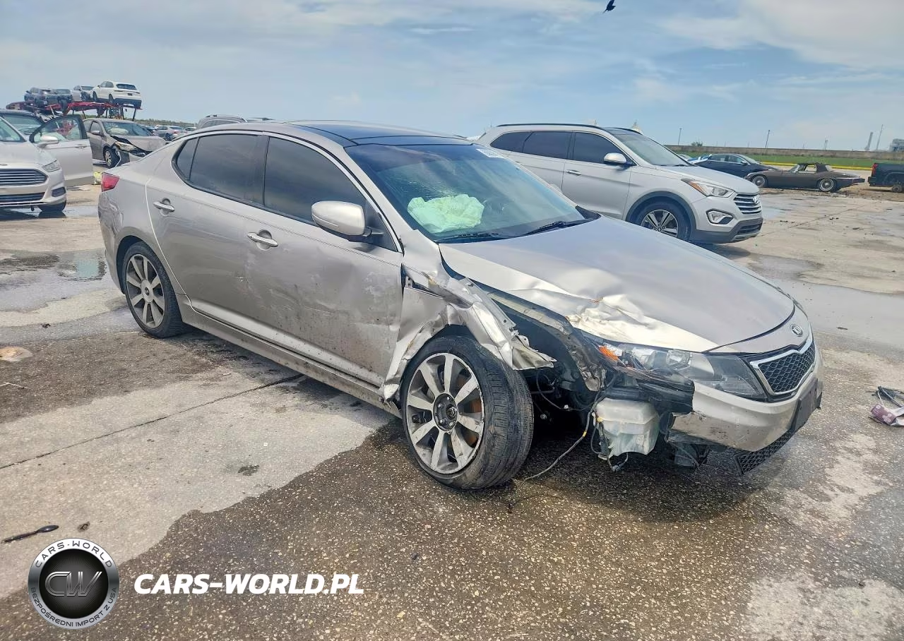 2013 Kia Optima Sx VIN:5XXGR4A67DG224949 - 4