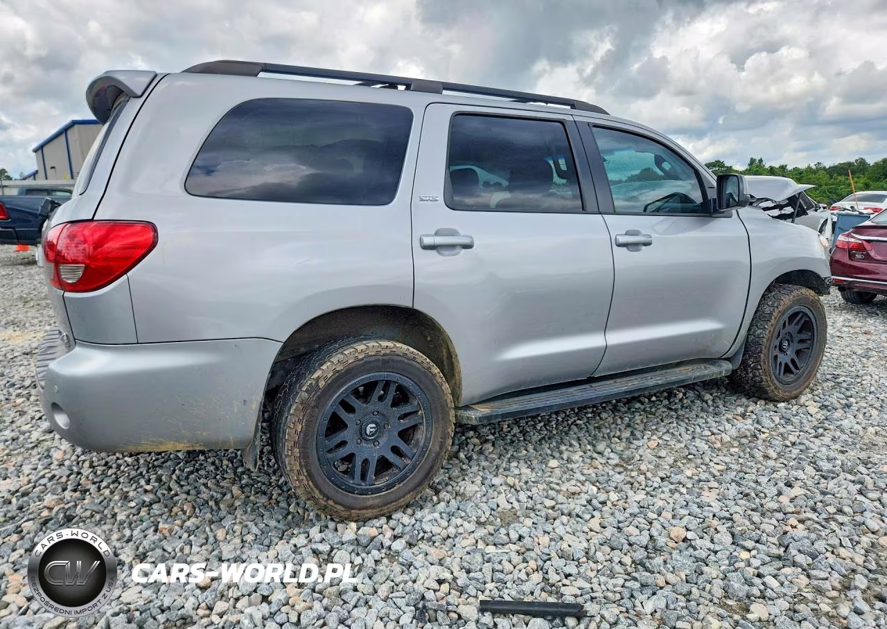 2017 Toyota Sequoia Sr5 VIN:5TDBY5G18HS155496 - 3