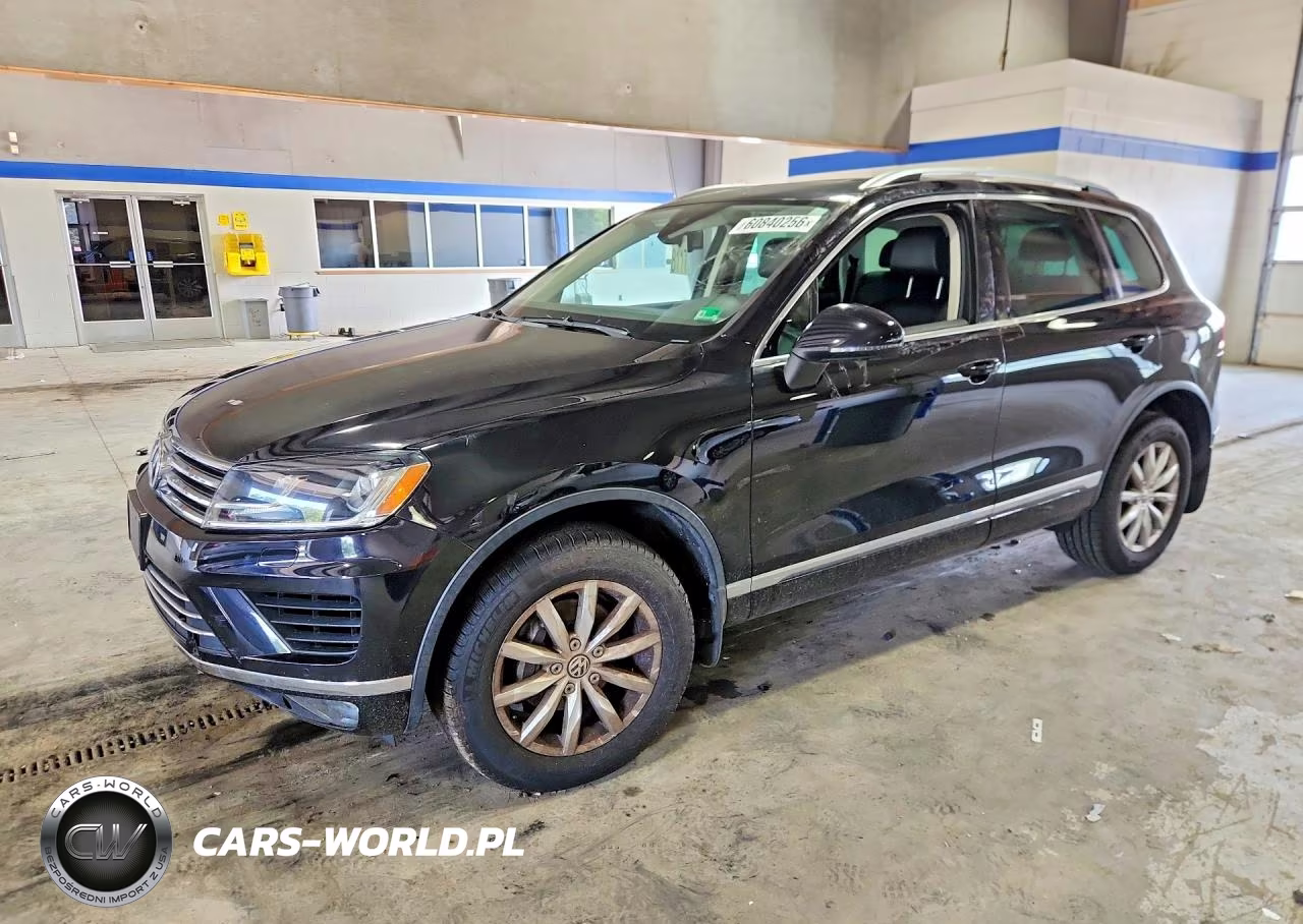 2016 Volkswagen Touareg Sport-Lux-Executive – zdjęcie 1 z 13