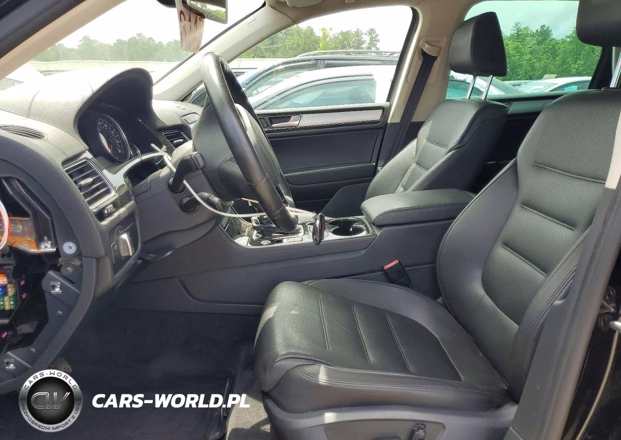 2016 Volkswagen Touareg Sport-Lux-Executive VIN:WVGEF9BP3GD012239 - 7