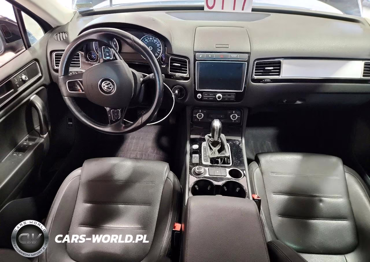 2016 Volkswagen Touareg Sport-Lux-Executive VIN:WVGEF9BP3GD012239 - 8