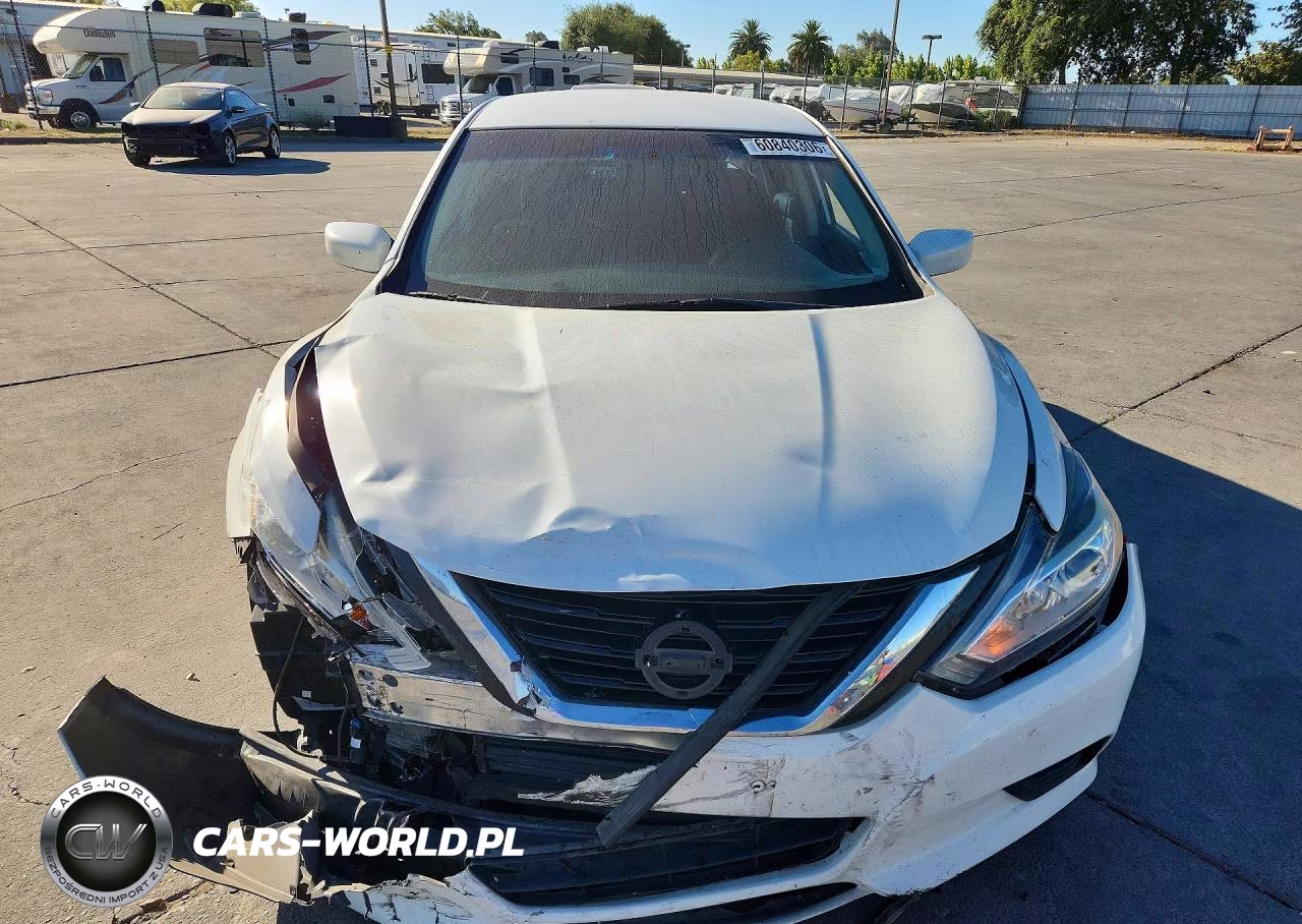 2018 Nissan Altima 2.5 S VIN:1N4AL3AP4JC128952 - 5