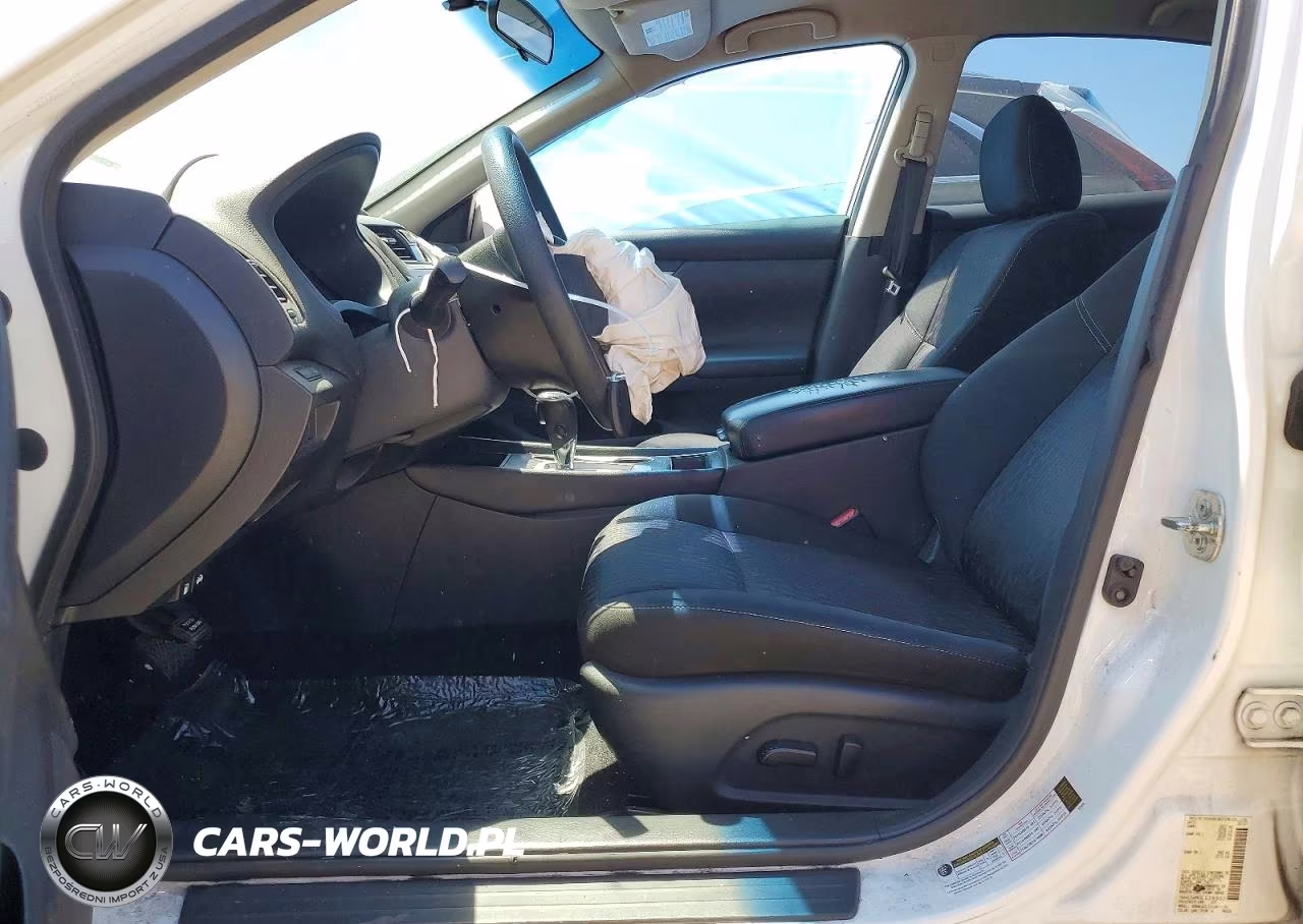 2018 Nissan Altima 2.5 S VIN:1N4AL3AP4JC128952 - 7