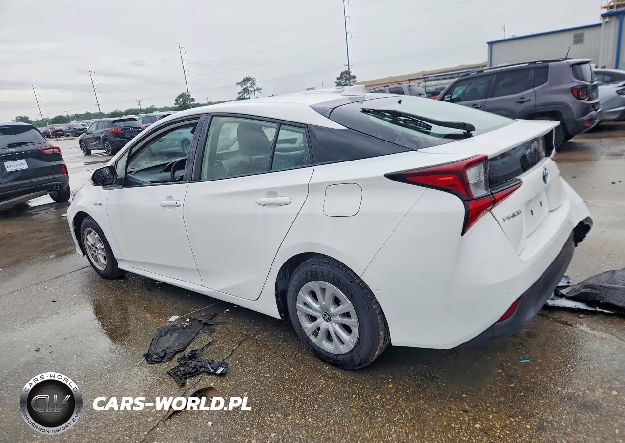 2021 Toyota Prius Le VIN:JTDKAMFU4M3145151 - 2