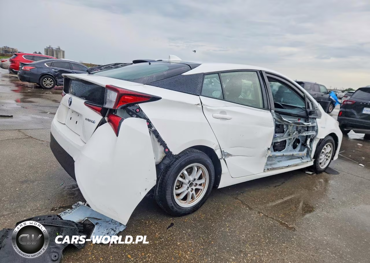 2021 Toyota Prius Le VIN:JTDKAMFU4M3145151 - 3