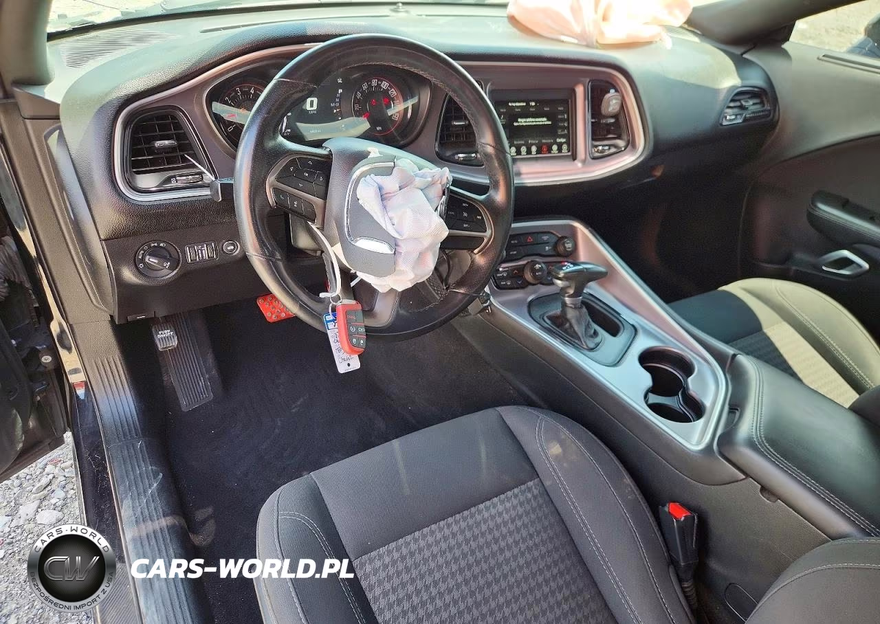 2019 Dodge Challenger Sxt VIN:2C3CDZGGXKH595094 - 8