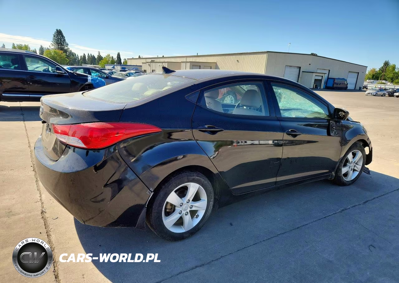 2013 Hyundai Elantra Gls VIN:KMHDH4AE4DU895076 - 3