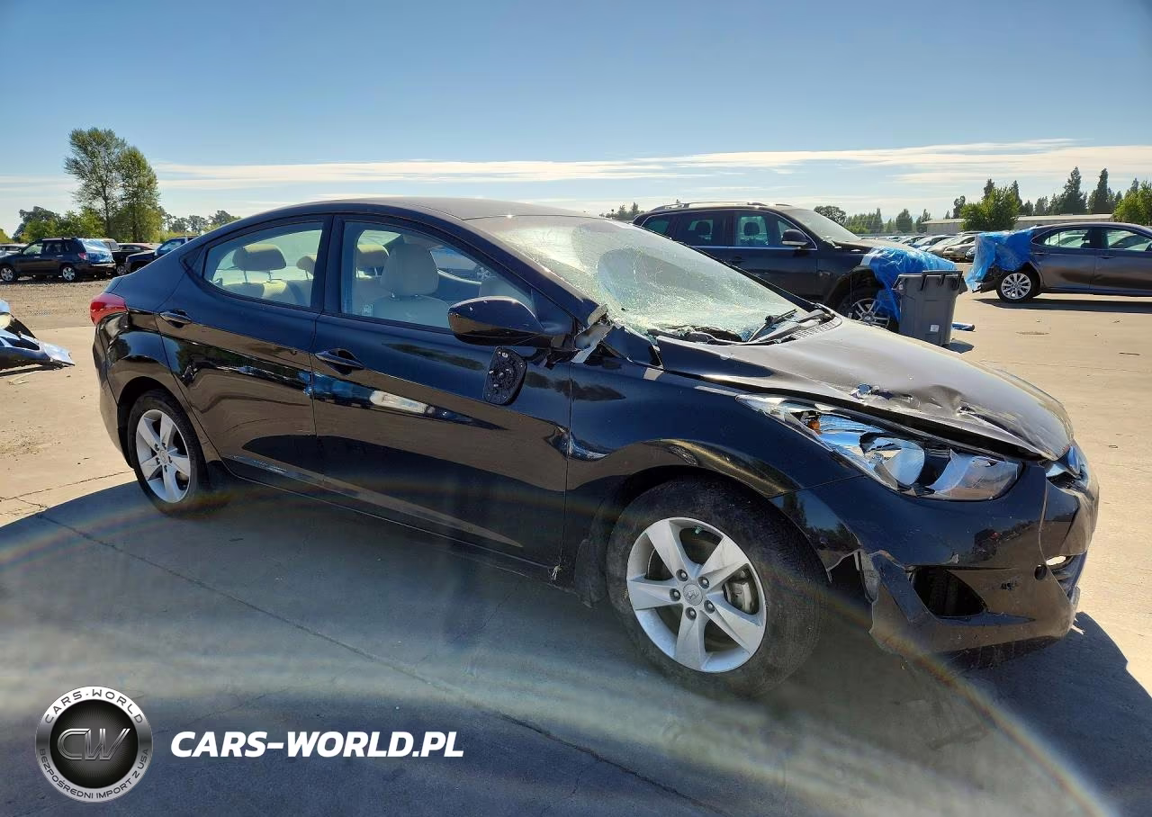 2013 Hyundai Elantra Gls VIN:KMHDH4AE4DU895076 - 4