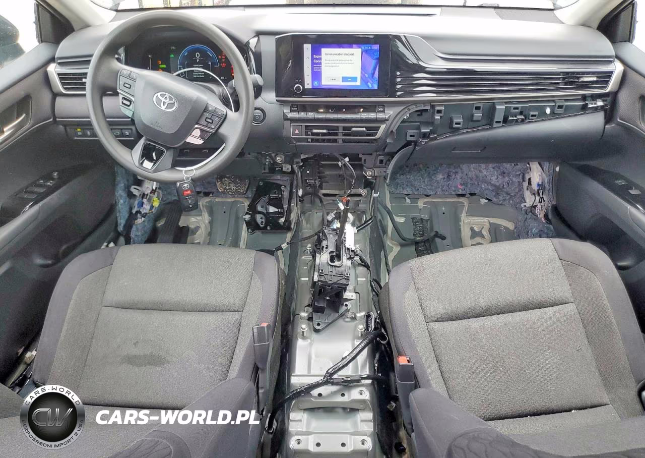 2025 Toyota Camry Le VIN:4T1DAACK3SU136826 - 8