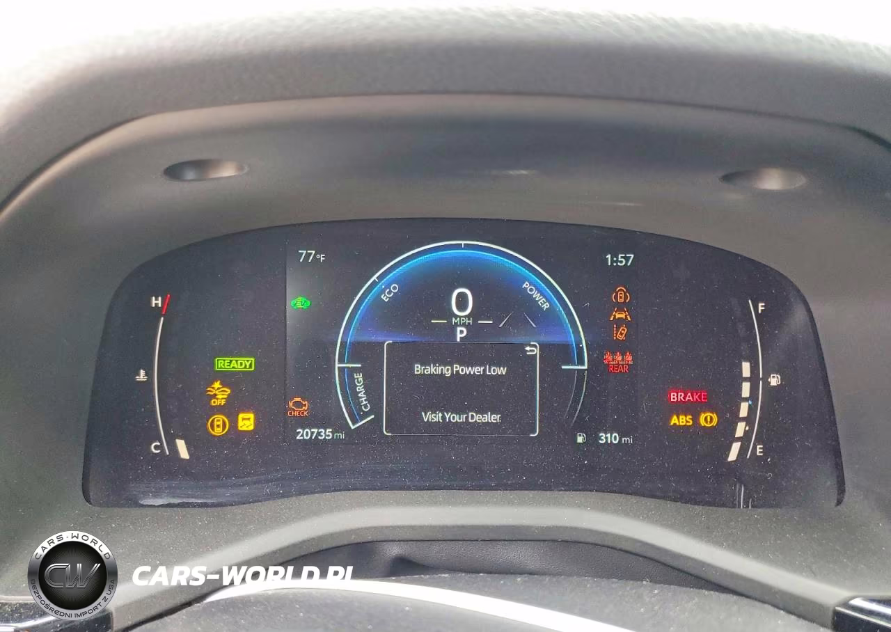 2025 Toyota Camry Le VIN:4T1DAACK3SU136826 - 9