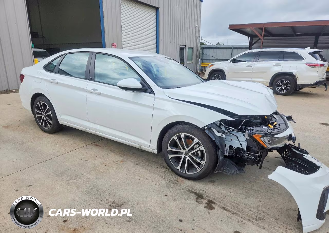 2026 Volkswagen Jetta Sport VIN:3VWBW7BU0TM011448 - 4