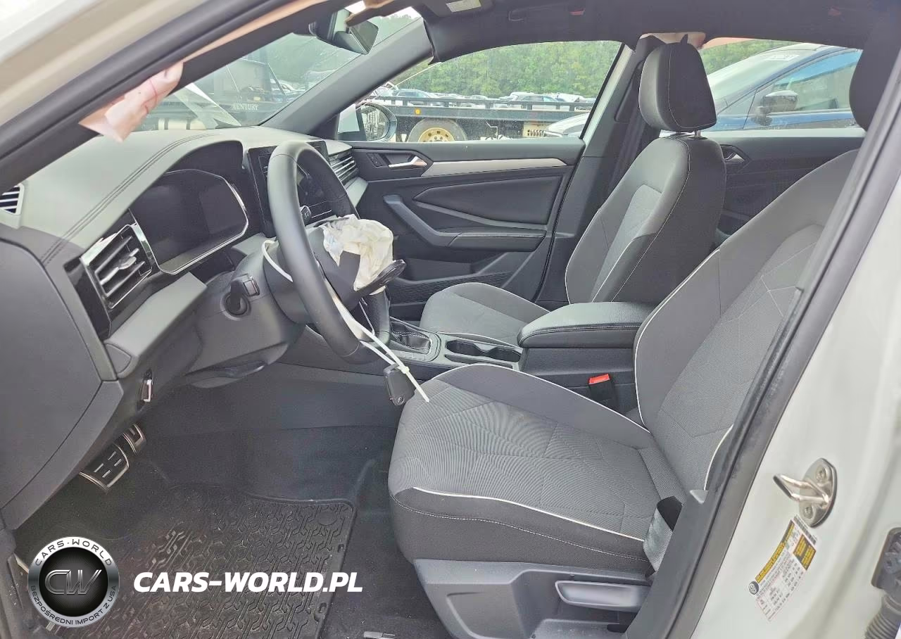 2026 Volkswagen Jetta Sport VIN:3VWBW7BU0TM011448 - 7