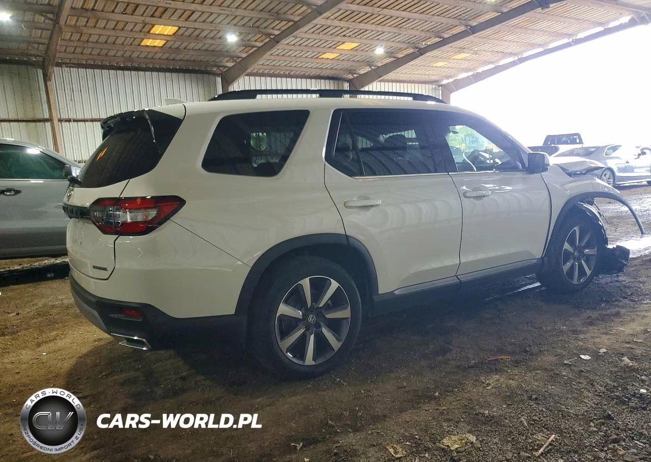 2025 Honda Pilot Touring VIN:5FNYG2H78SB034302 - 3