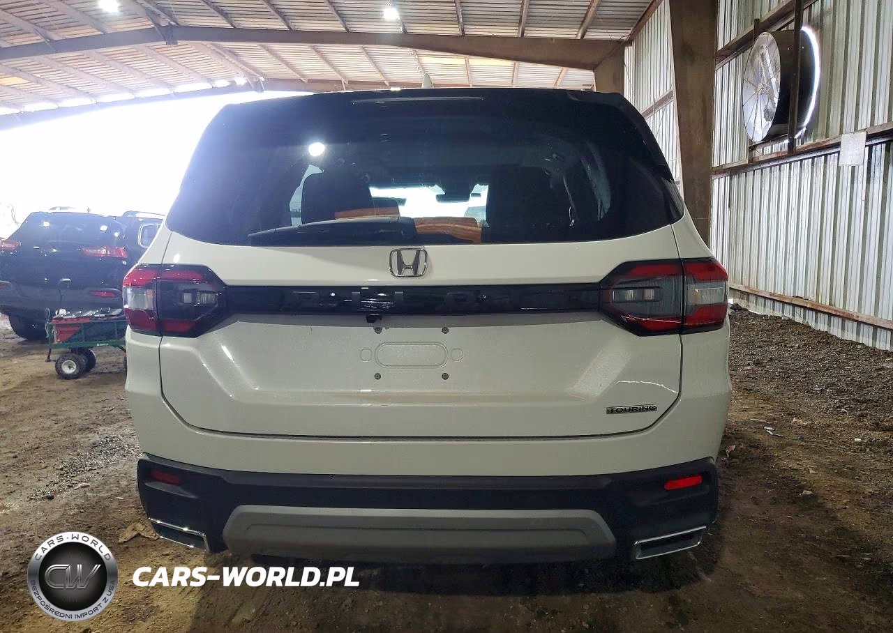 2025 Honda Pilot Touring VIN:5FNYG2H78SB034302 - 6