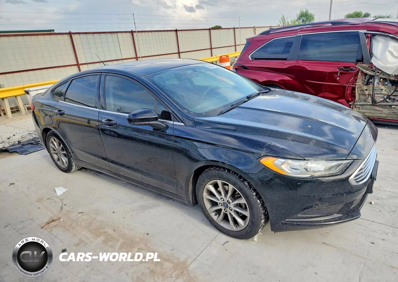 2017 Ford Fusion Se VIN:3FA6P0H76HR150204 - 4