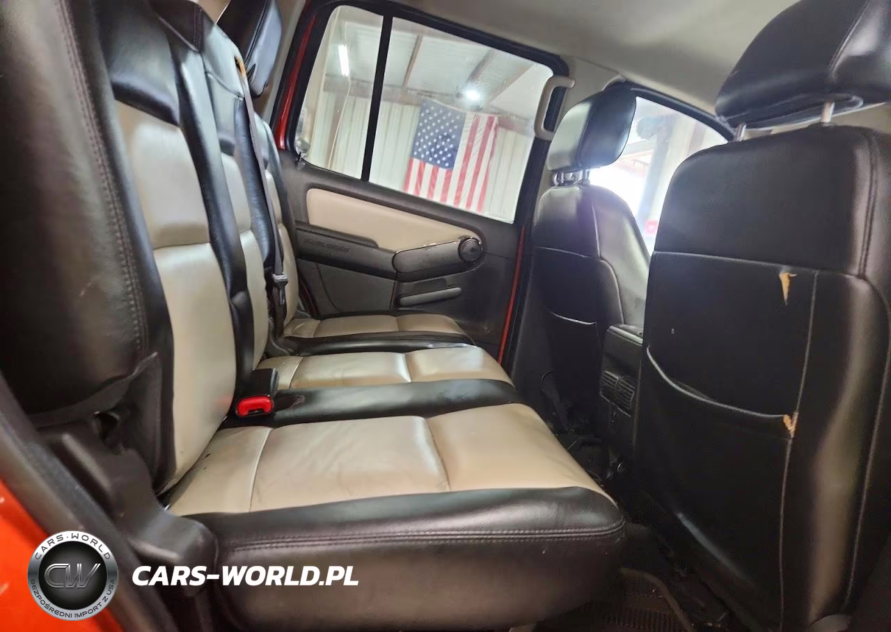 2007 Ford Explorer Xlt VIN:1FMEU73E67UA83359 - 11