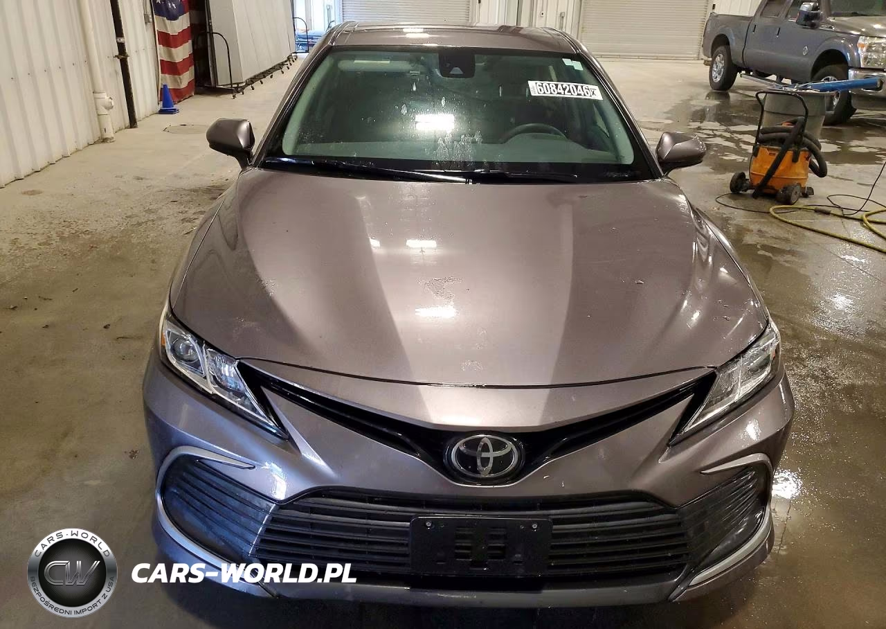 2022 Toyota Camry Le VIN:4T1C11AK5NU637588 - 5