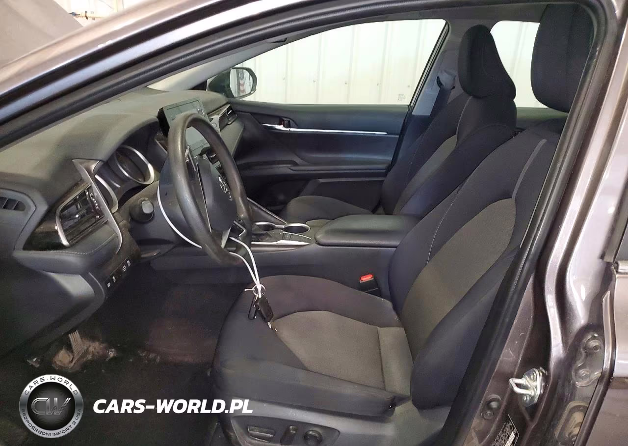 2022 Toyota Camry Le VIN:4T1C11AK5NU637588 - 7