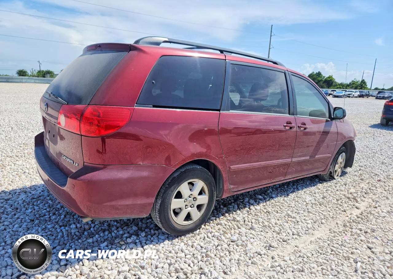 2010 Toyota Sienna Le 7-Passenger VIN:5TDKK4CC6AS306991 - 3