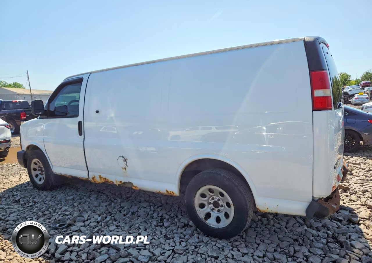 2014 Chevrolet Express G1500 VIN:1GCSHAF40E1124725 - 2