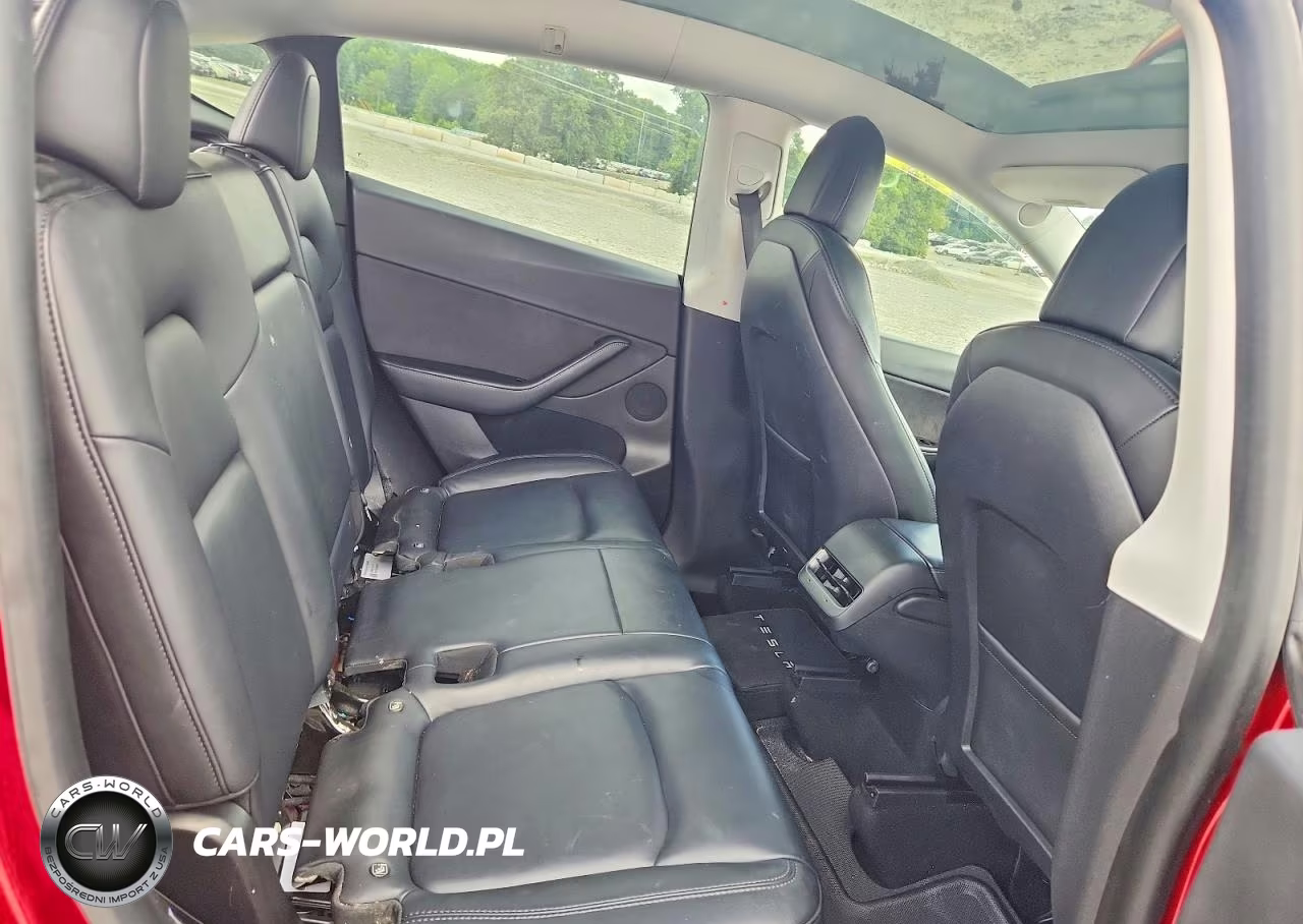 2021 Tesla Model Y VIN:5YJYGDEE6MF117955 - 10