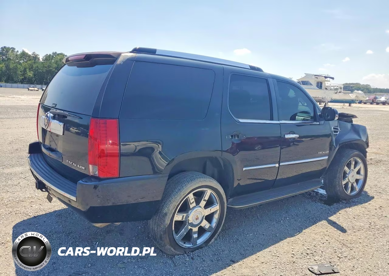 2011 Cadillac Escalade Premium VIN:1GYS3CEF1BR267350 - 3