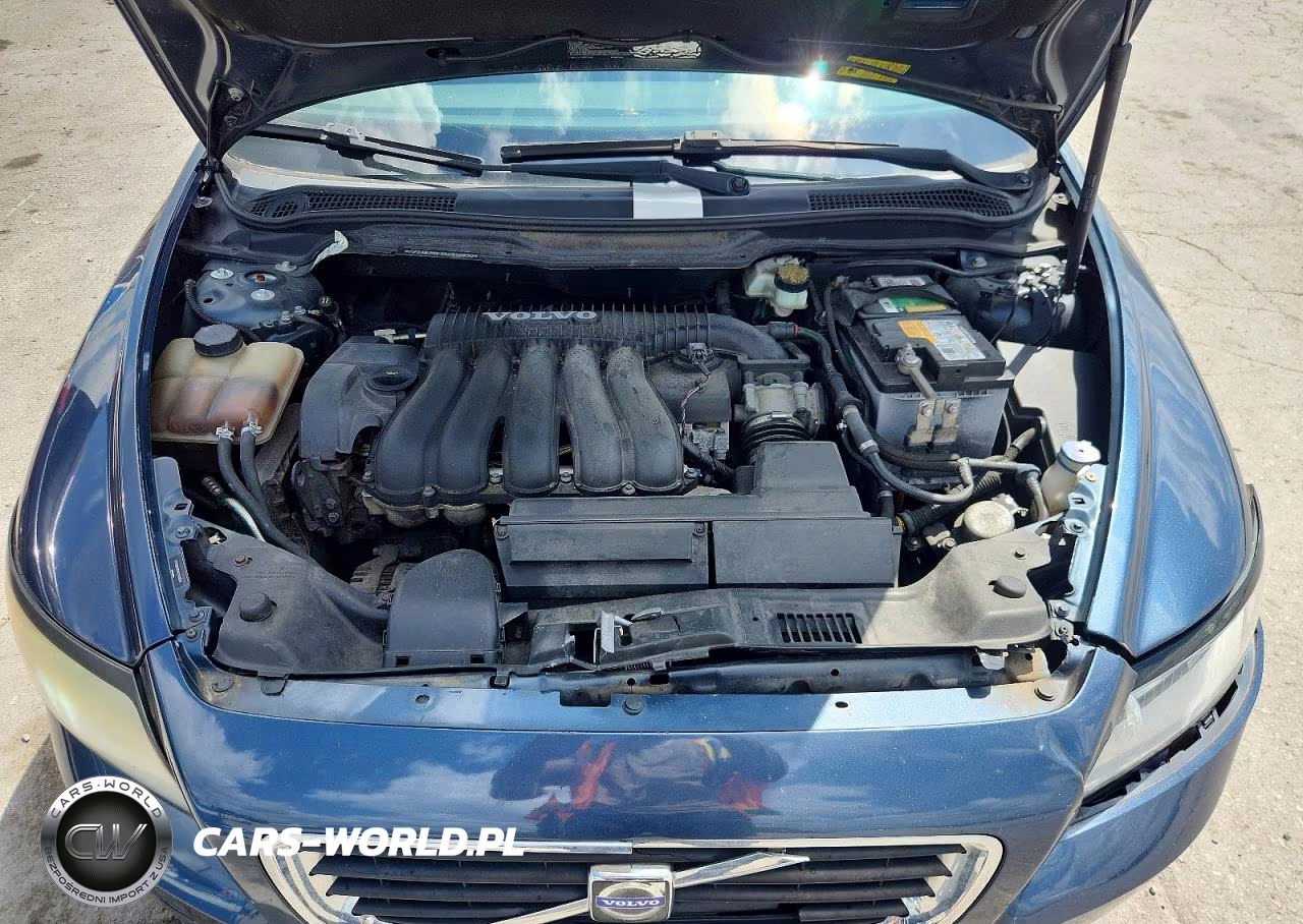 2010 Volvo S40 2.4I VIN:YV1382MS1A2512850 - 11