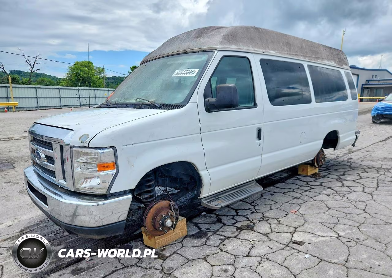 2012 Ford Econoline E350 Super Duty Van