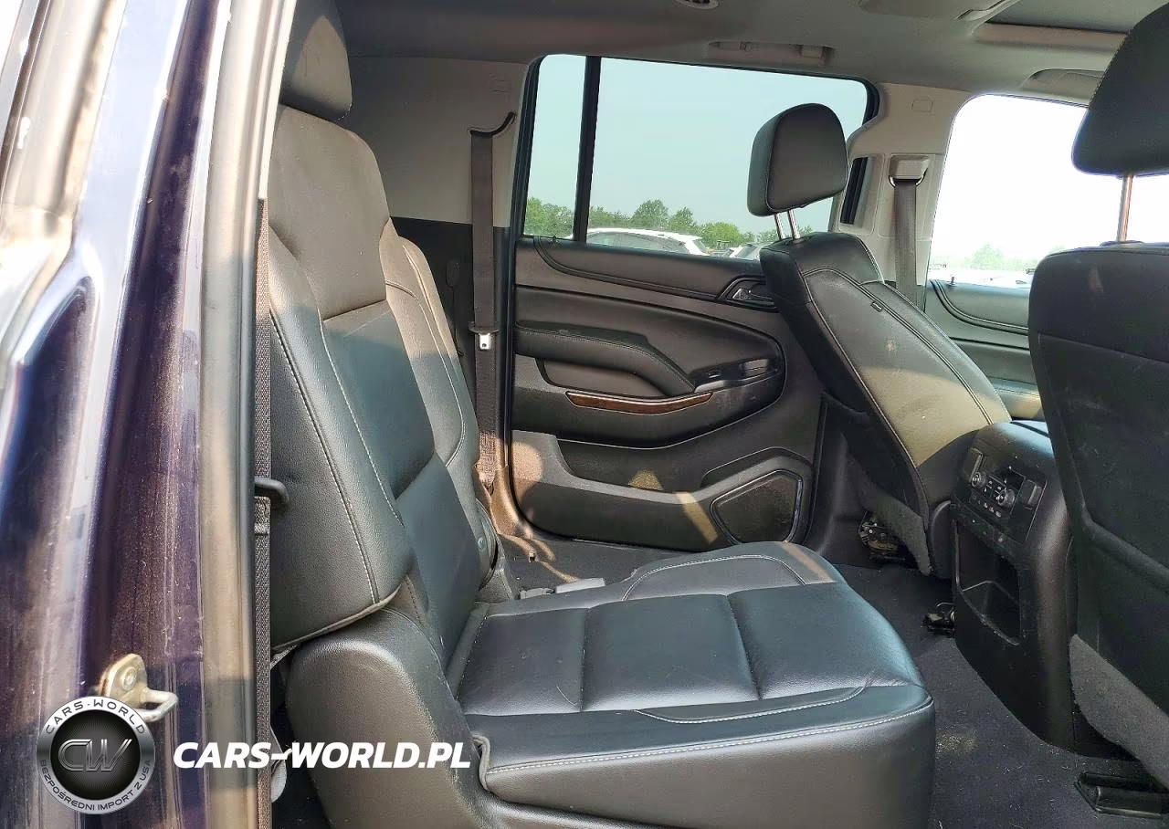 2019 Chevrolet Suburban K1500 Lt VIN:1GNSKHKC1KR247610 - 11