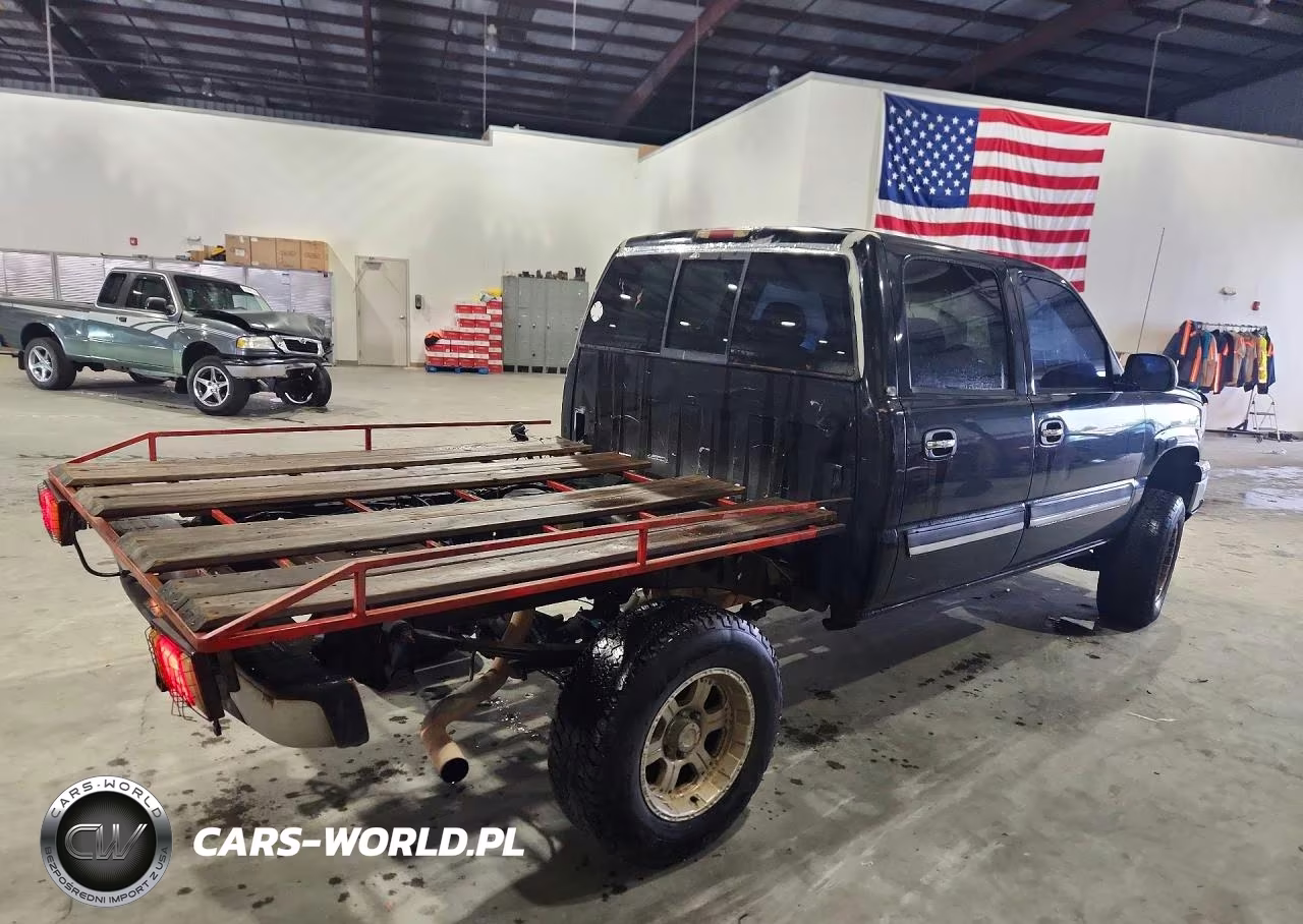 2006 Chevrolet Silverado K1500 VIN:2GCEK13V061355101 - 3