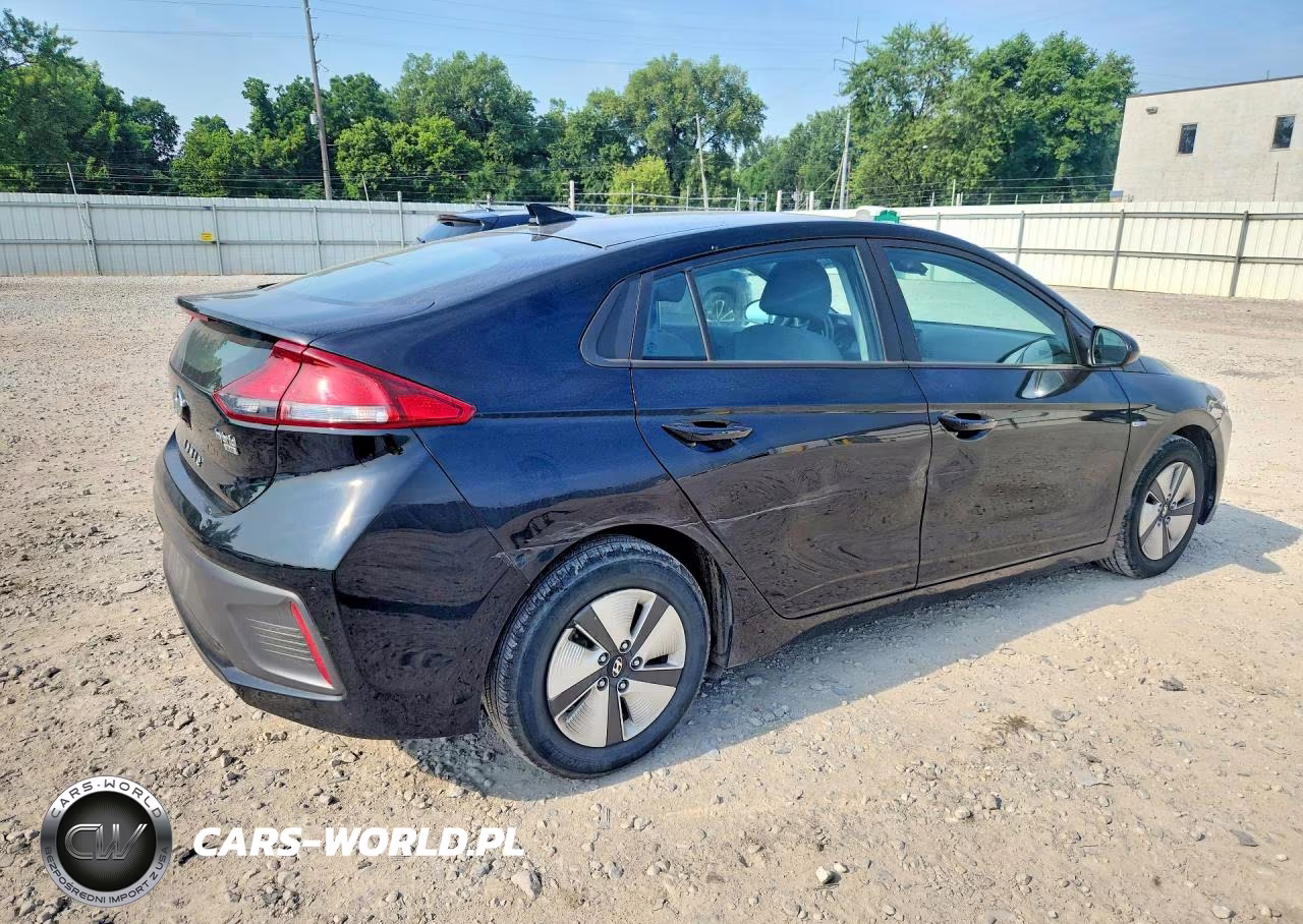 2020 Hyundai Ioniq Blue VIN:KMHC65LCXLU240079 - 3