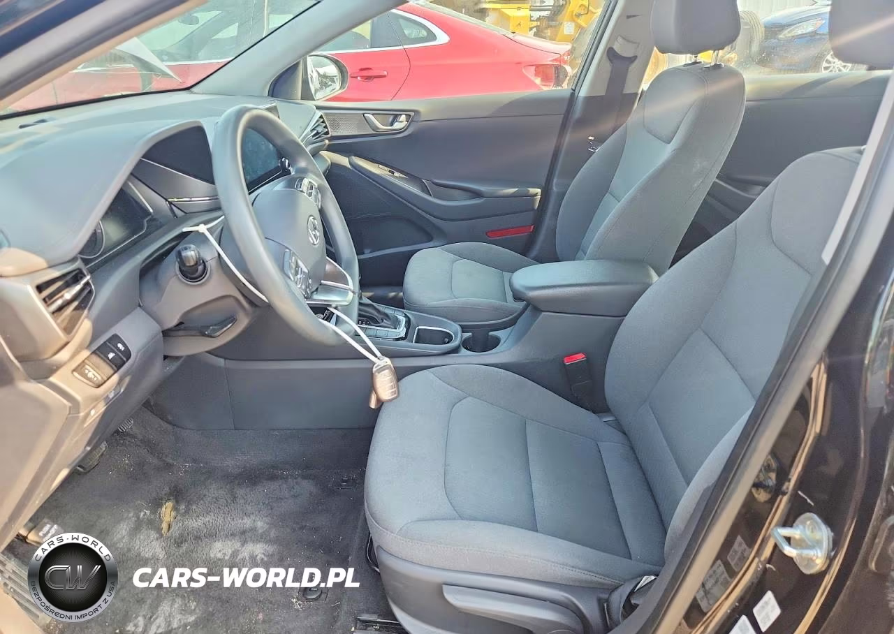 2020 Hyundai Ioniq Blue VIN:KMHC65LCXLU240079 - 7