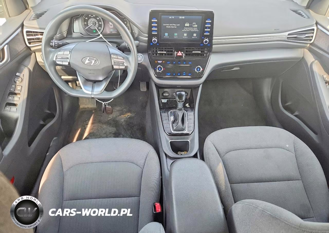 2020 Hyundai Ioniq Blue VIN:KMHC65LCXLU240079 - 8