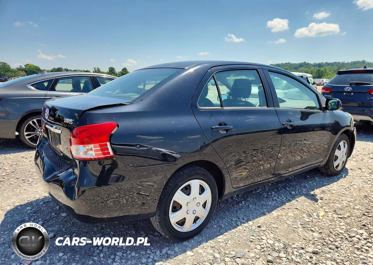 2008 Toyota Yaris Base VIN:JTDBT923584040879 - 3