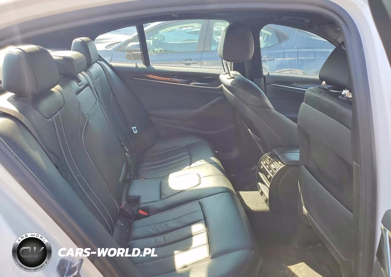 2018 BMW 530Xe VIN:WBAJB1C56JB084906 - 10