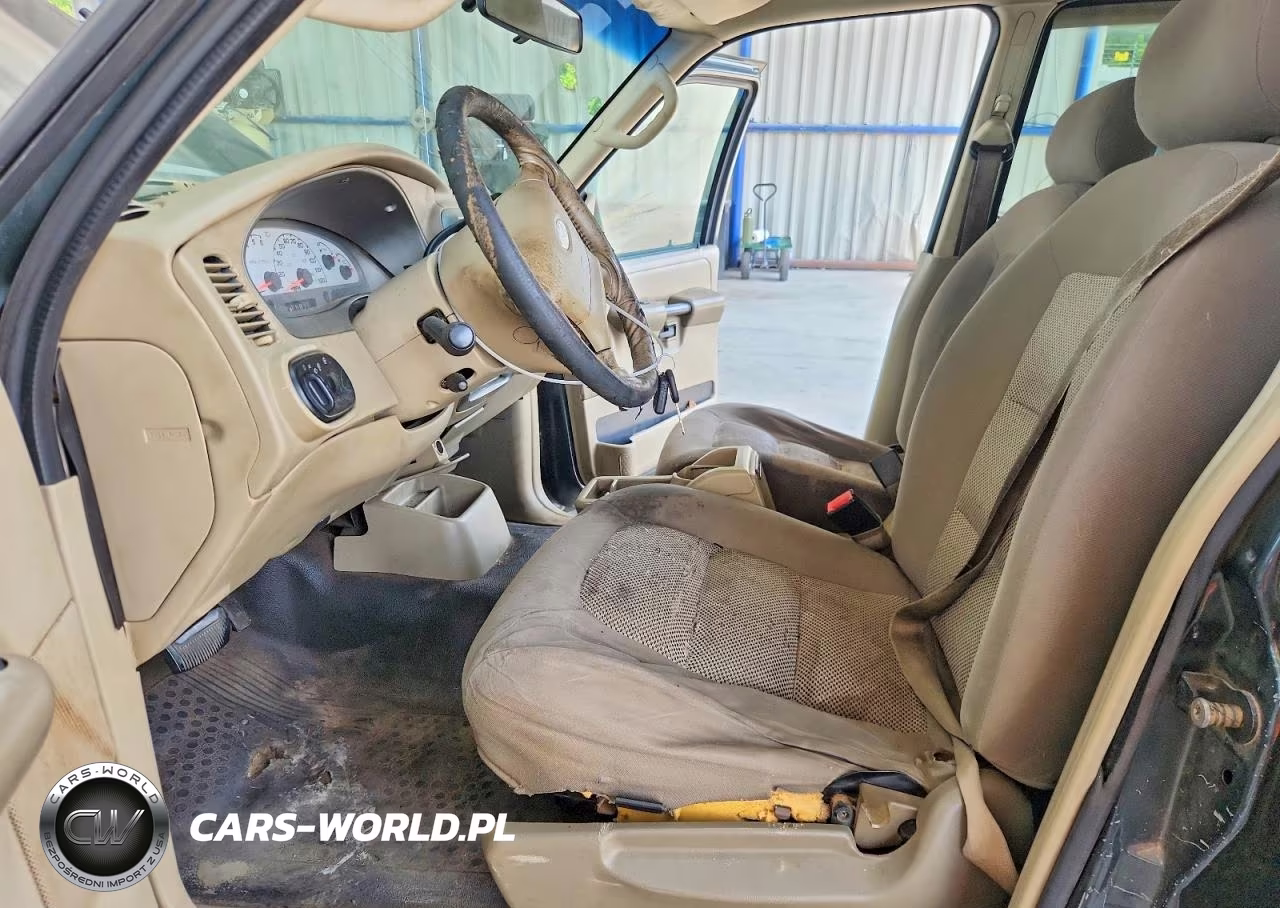 2004 Ford Explorer VIN:1FMZU67K44UA96666 - 7