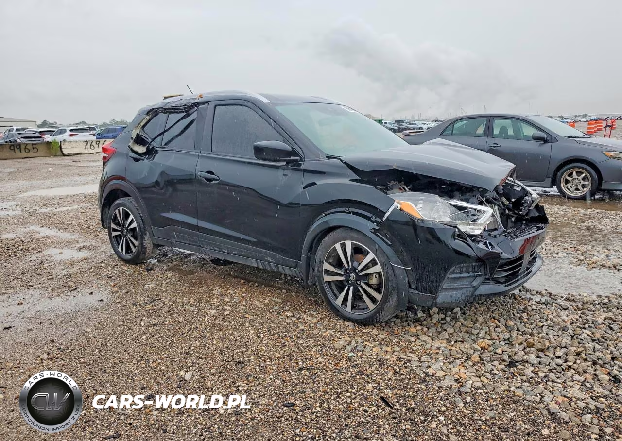 2020 Nissan Kicks Sv VIN:3N1CP5CV7LL564834 - 4