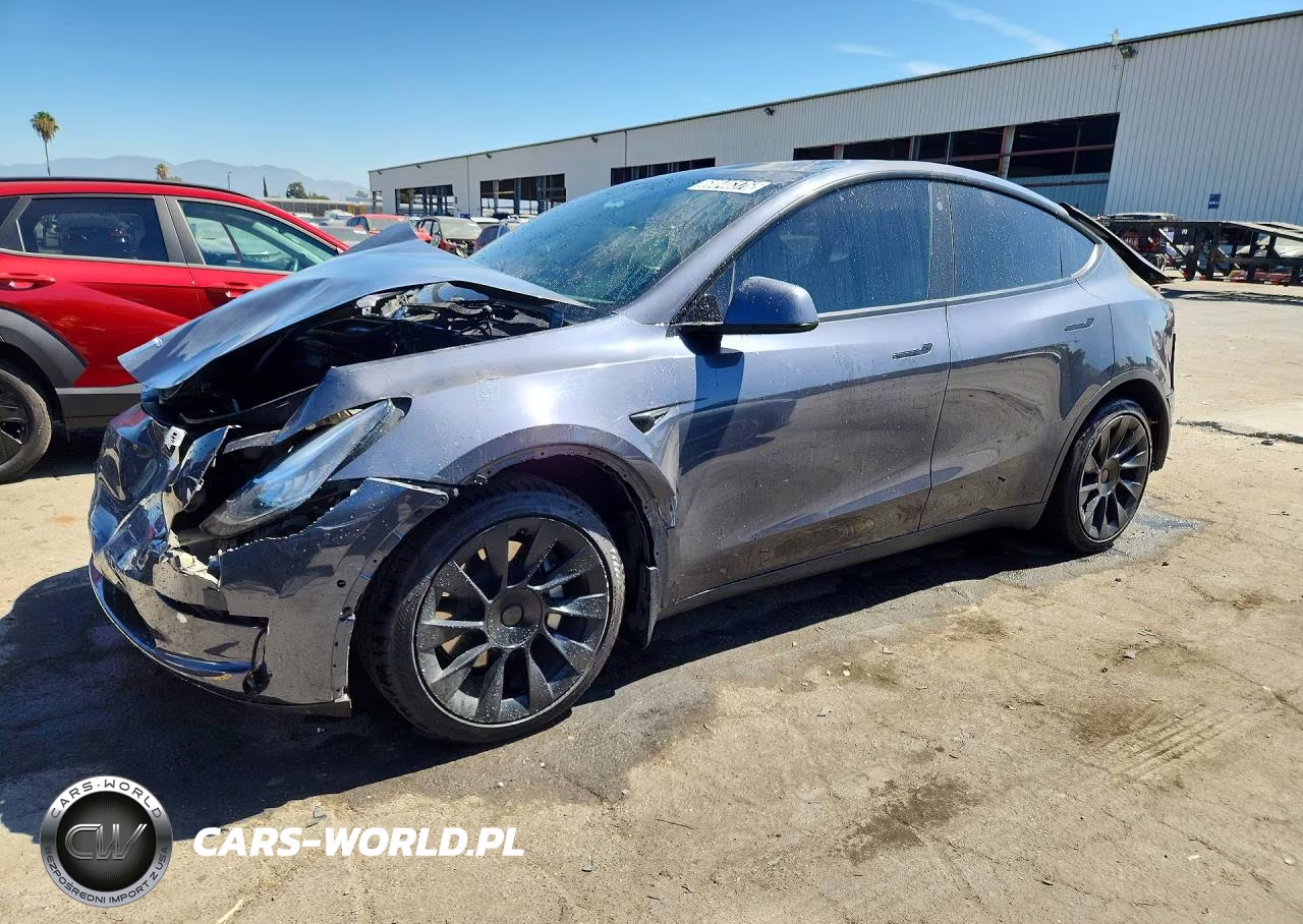 2021 Tesla Model Y – zdjęcie 1 z 13