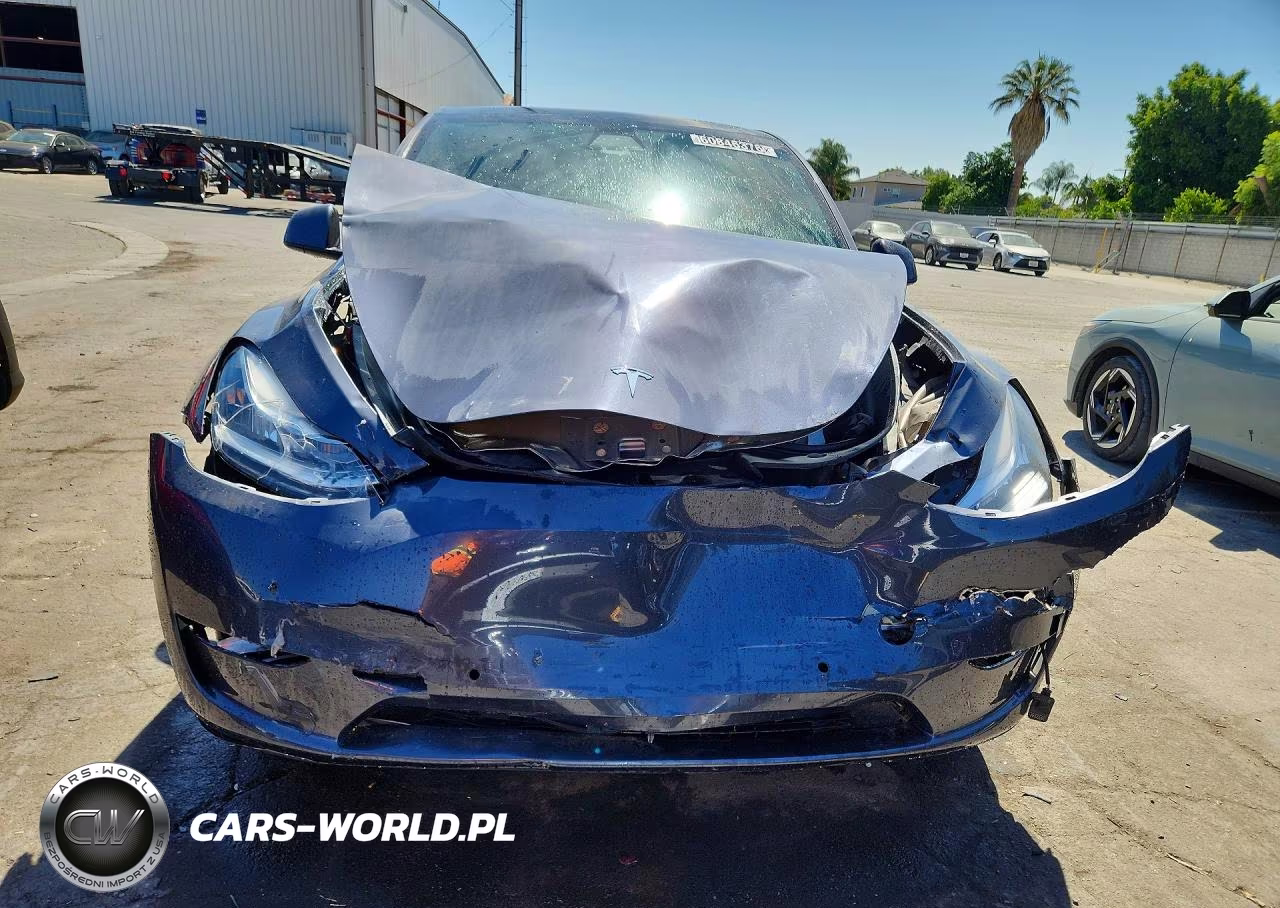 2021 Tesla Model Y VIN:5YJYGDED8MF124395 - 5