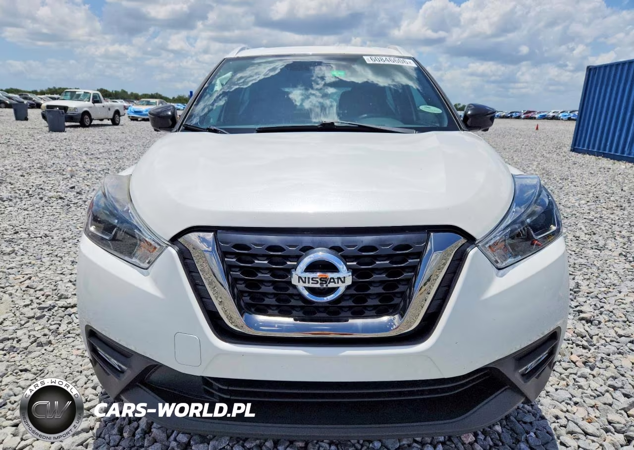 2018 Nissan Kicks Sr VIN:3N1CP5CU0JL541707 - 5