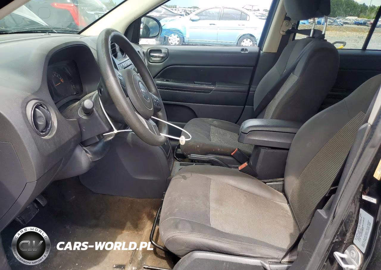 2016 Jeep Compass Sport VIN:1C4NJDBB5GD780492 - 7
