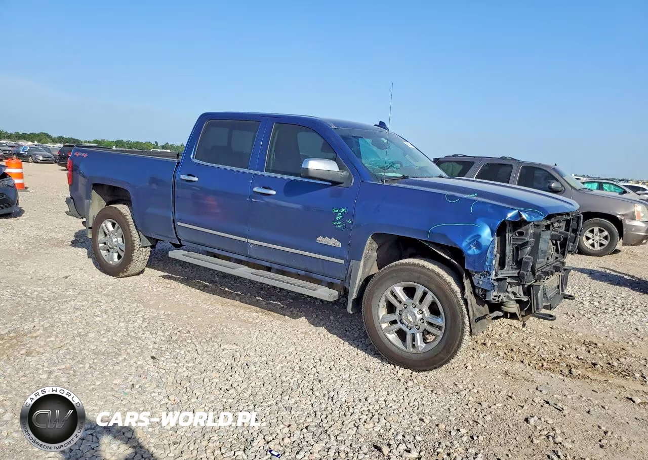 2015 Chevrolet Silverado K2500 High Country VIN:1GC1KXEG0FF545795 - 4