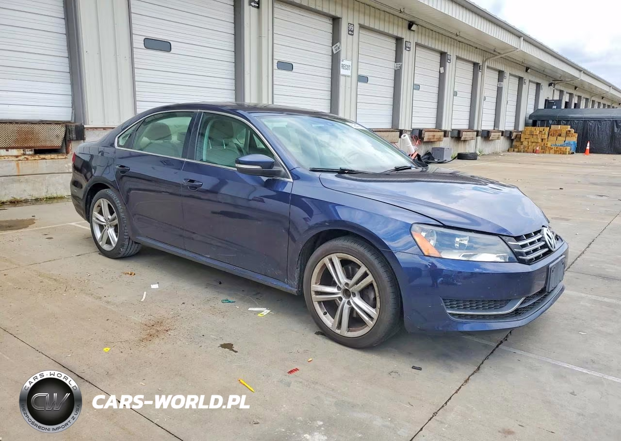 2015 Volkswagen Passat Se VIN:1VWBV7A3XFC051327 - 4