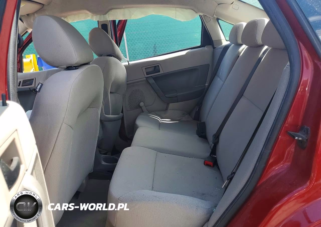 2010 Ford Focus S VIN:1FAHP3EN9AW291400 - 10