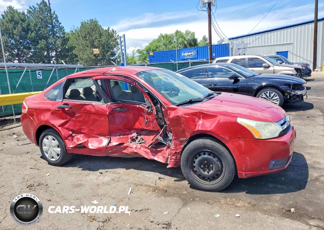 2010 Ford Focus S VIN:1FAHP3EN9AW291400 - 4