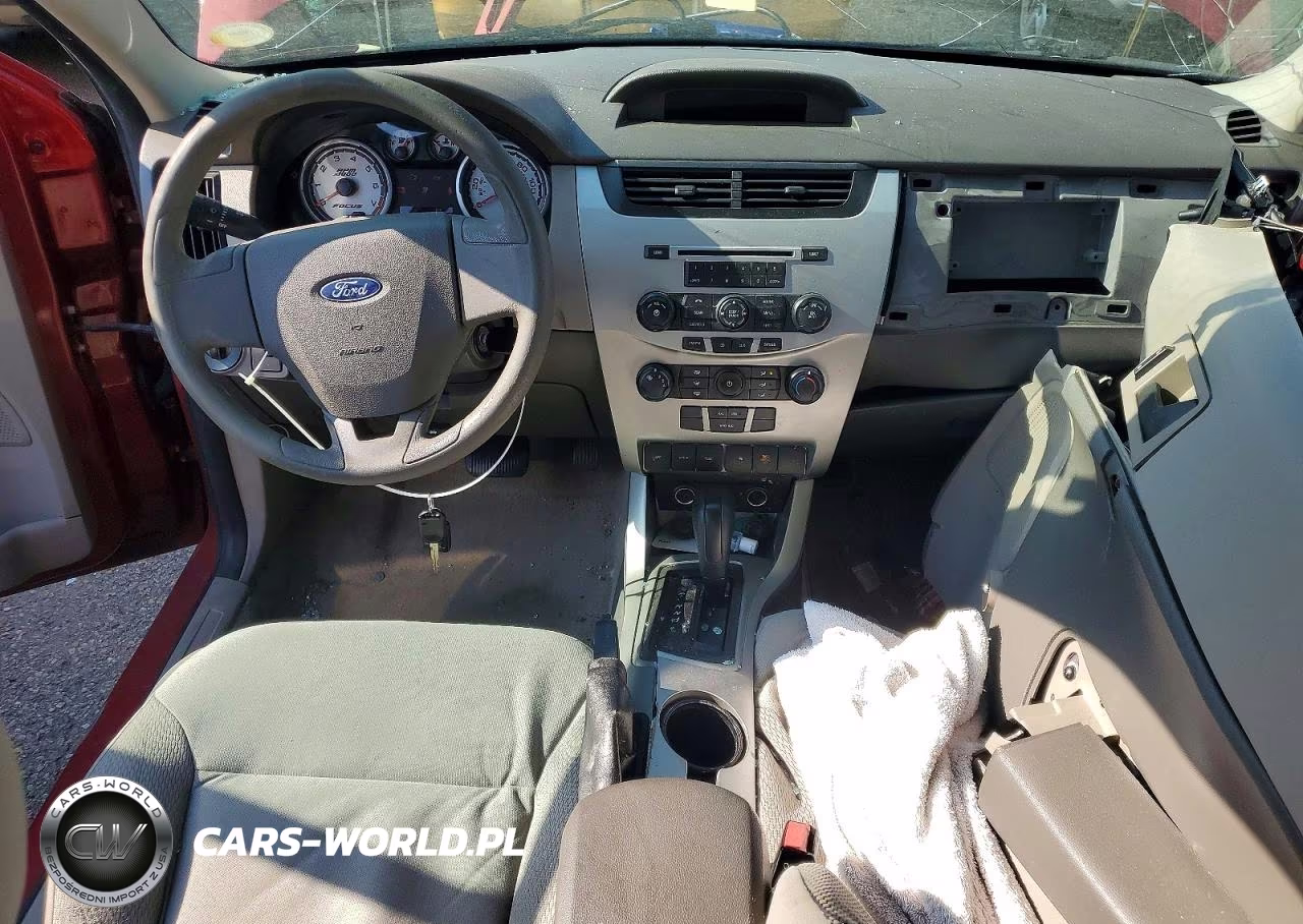 2010 Ford Focus S VIN:1FAHP3EN9AW291400 - 8