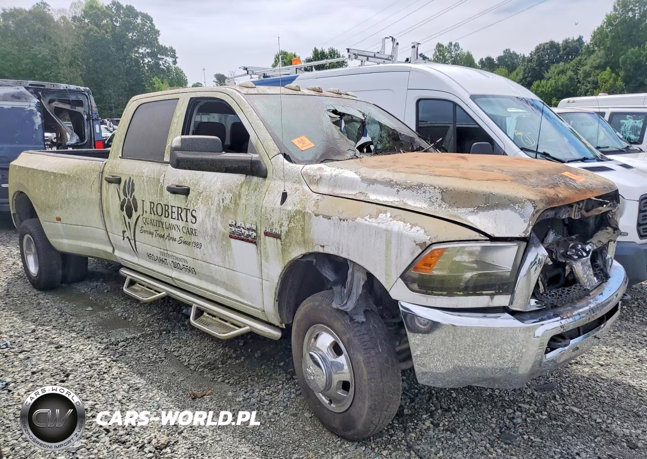 2018 Ram 3500 St VIN:3C63RRGJ1JG139032 - 4